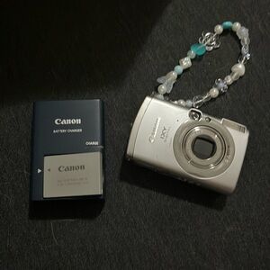 canon ixy810